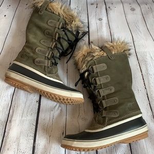 Joan of Artic Sage Green Sorel Boots